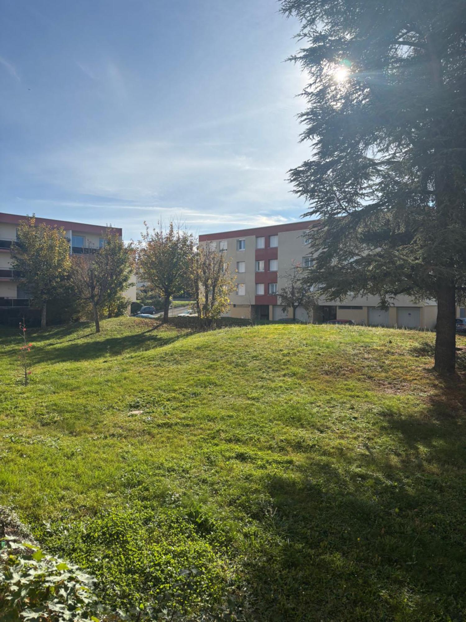 Casa Ragazzi - Refait à neuf - Calme - Parking Apartamento Lempdes Exterior foto